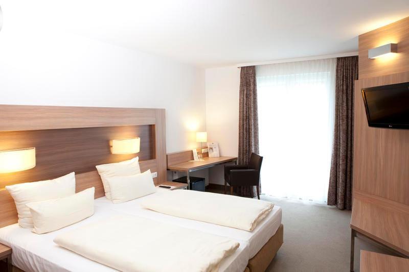 Sleep In - Bielefeld Boardinghouse Aparthotel Bagian luar foto